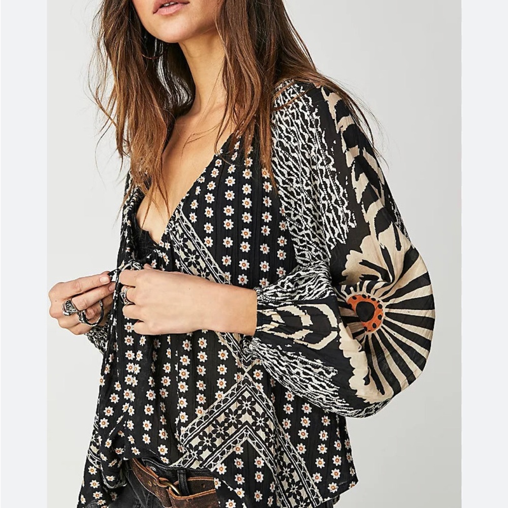 Free People Elena printed top size small NWT